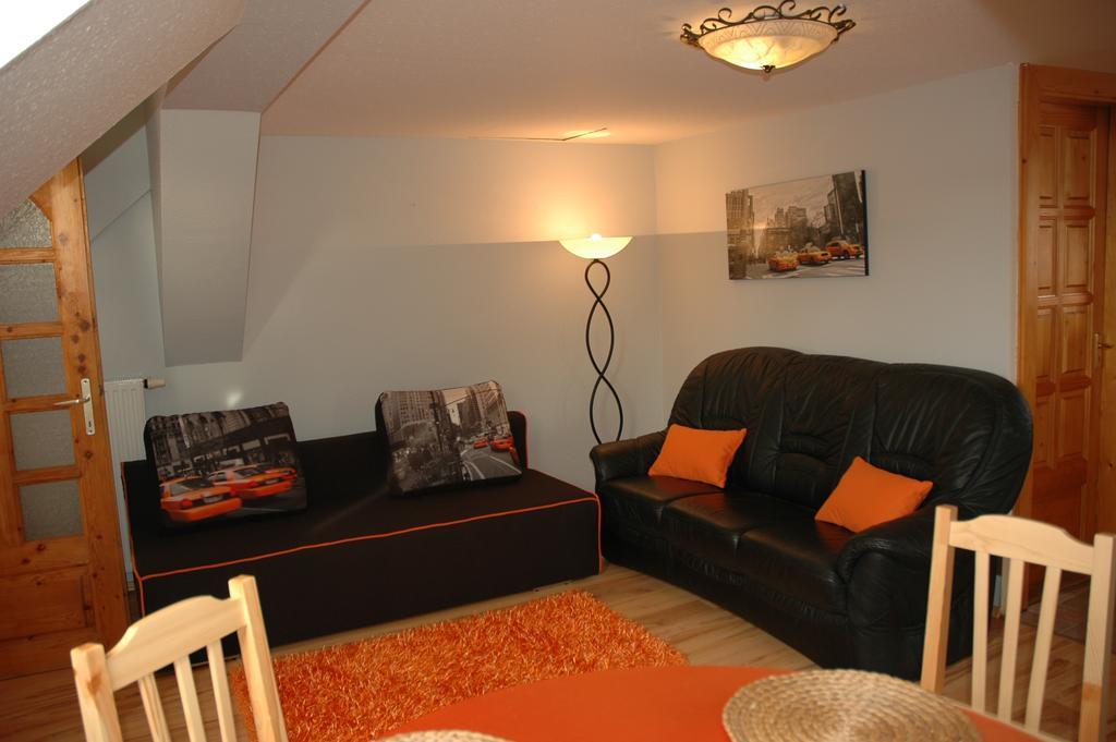 Alom Kucko Apartman Zalaegerszeg Chambre photo